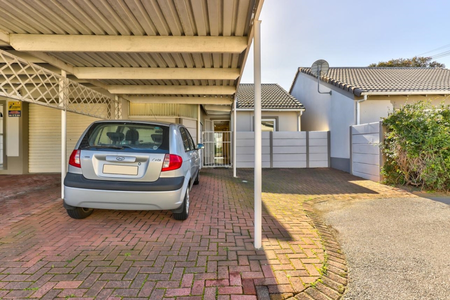 2 Bedroom Property for Sale in Pinelands Western Cape